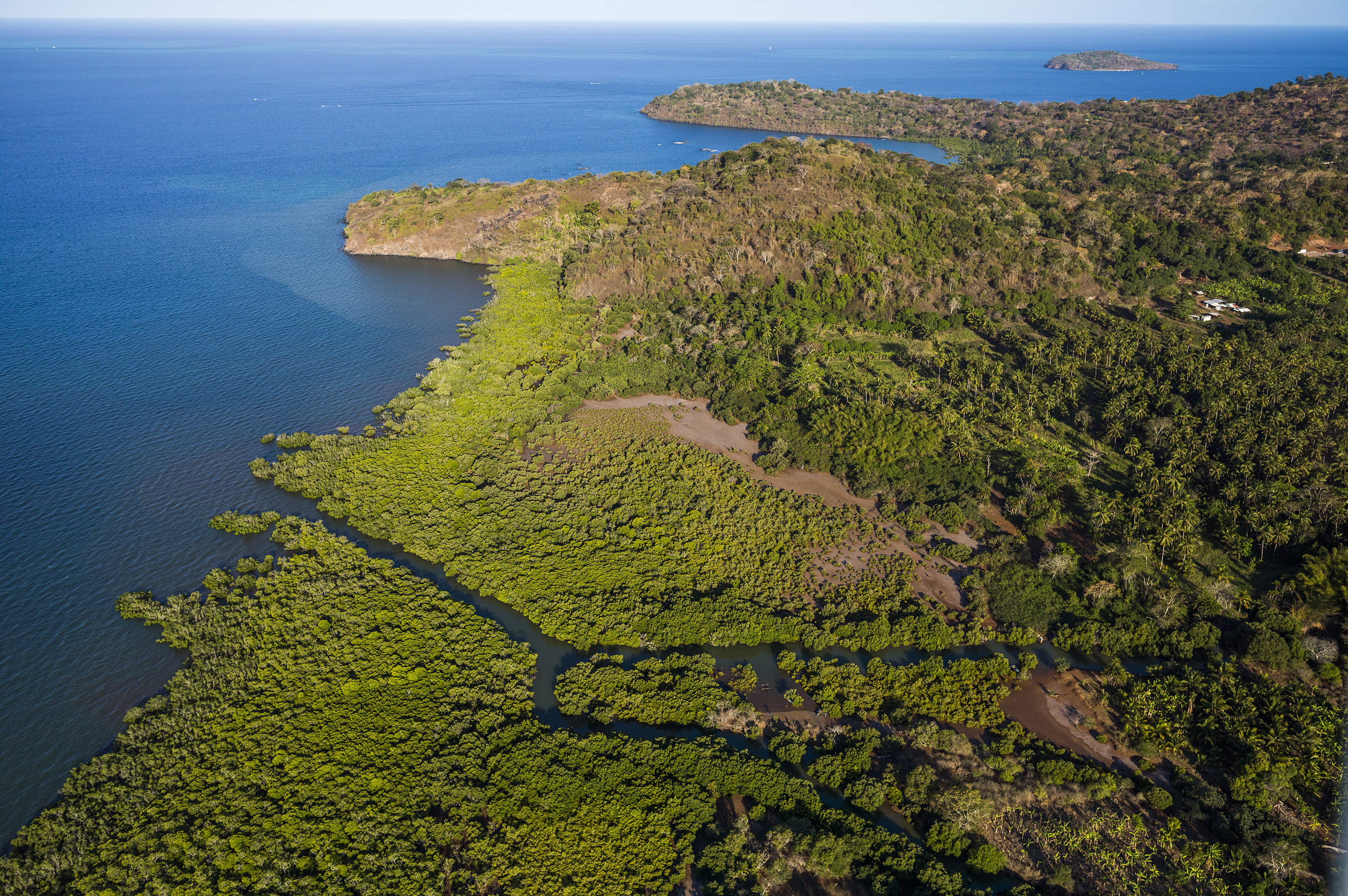 Exutoire de la rivière Hajangoua